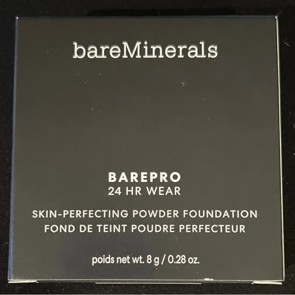 bareMinerals BAREPRO Powder Foundation - Light 20 Warm